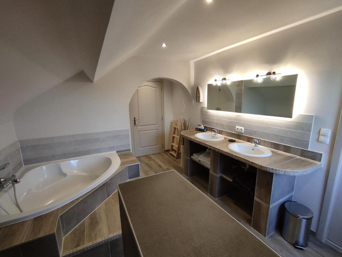 Villa La Gerarie Bastogne Esterno foto
